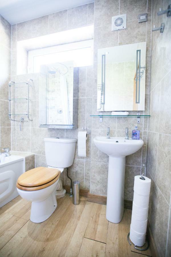 Honest University Apartment 2 Southampton Bagian luar foto
