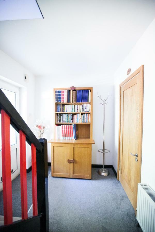 Honest University Apartment 2 Southampton Bagian luar foto