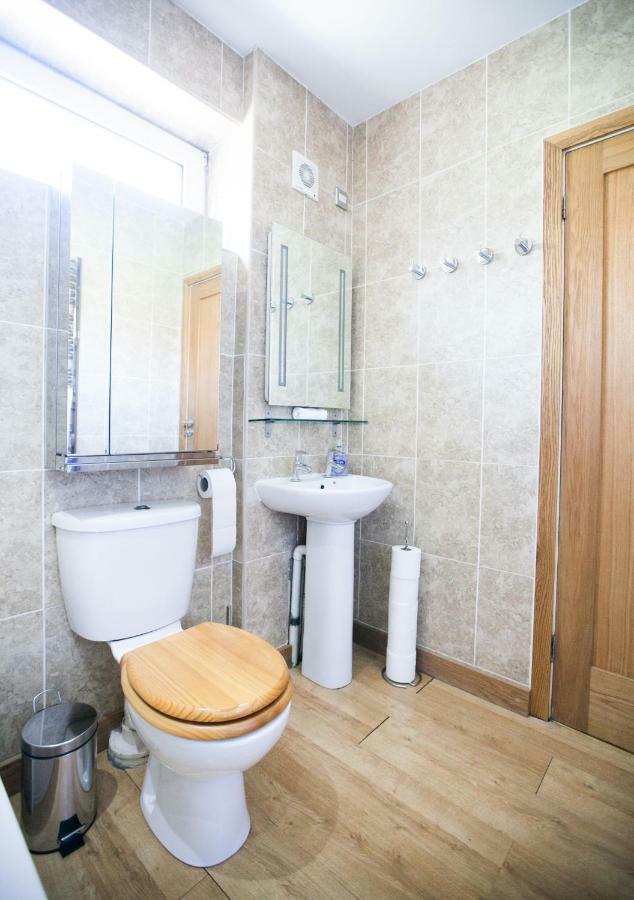 Honest University Apartment 2 Southampton Bagian luar foto